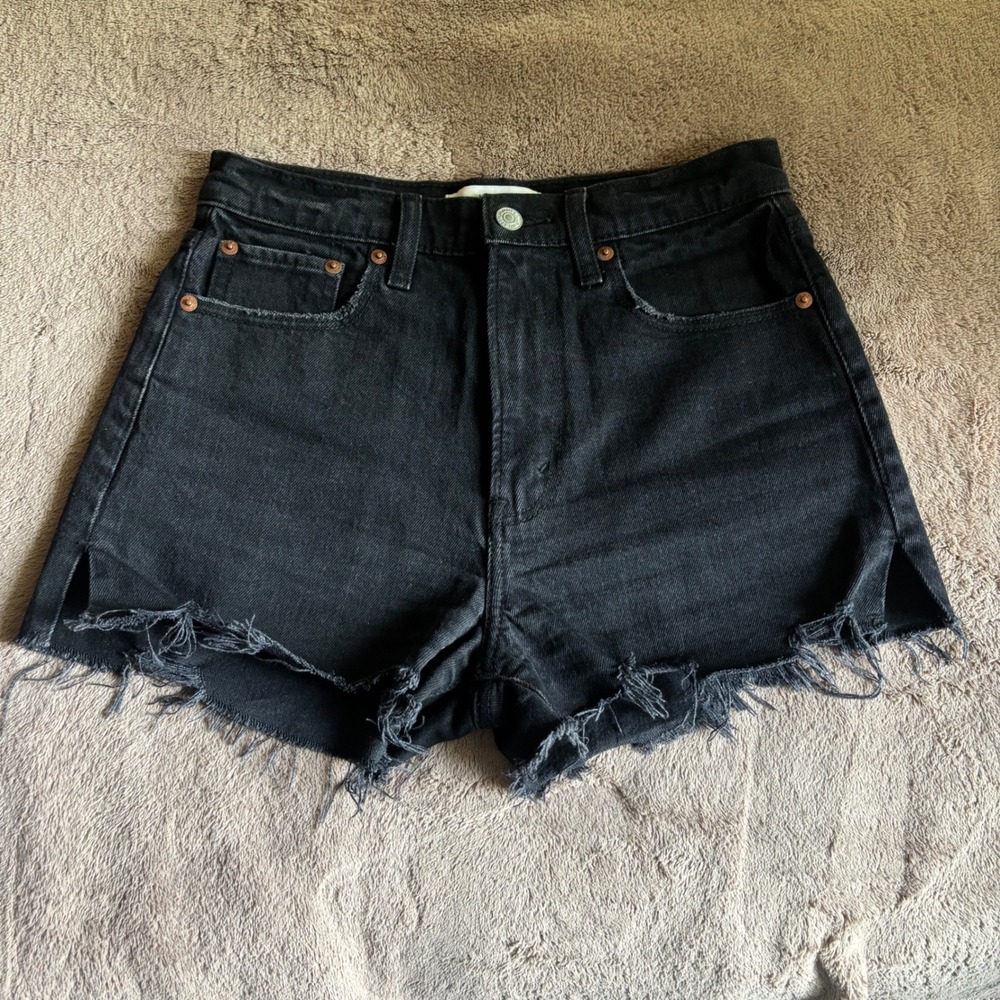 Abercrombie & Fitch The Mom Short High Rise Black Denim Cutoff Shorts Size 25 0